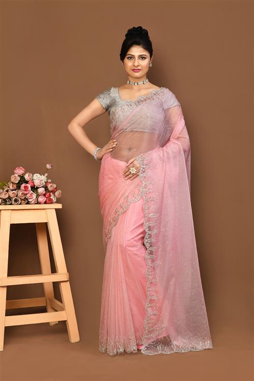 https://media.vinhemfashion.com/Images/FancytouchVol1VLS48UI9OCQ65KJ/image/designer